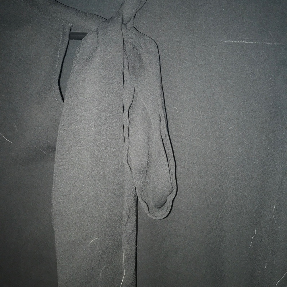 blouse - Picture 3 of 3